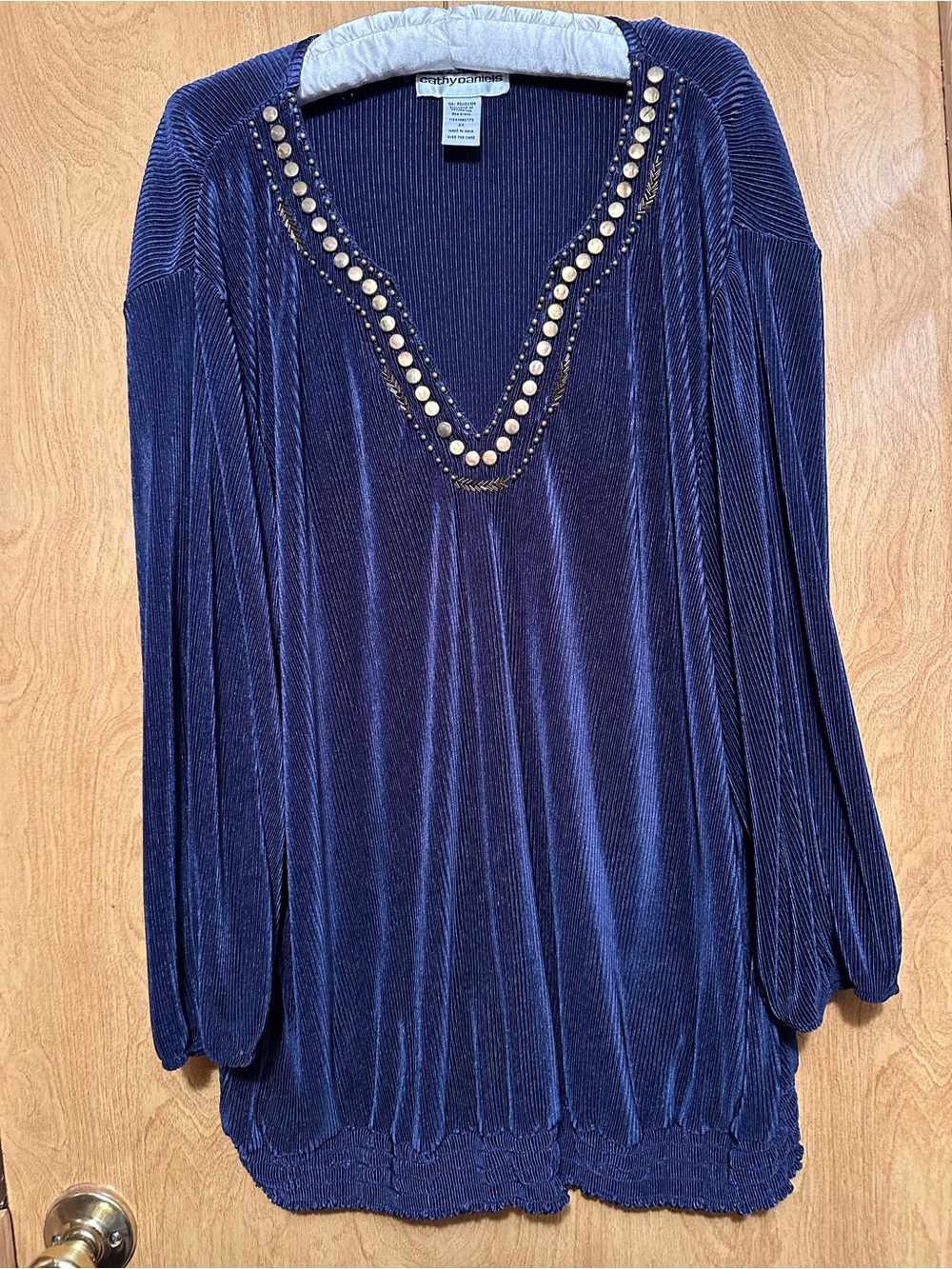 Cathy Daniels Navy Blue V-Neck Top with Gold Stud Accents 2XL